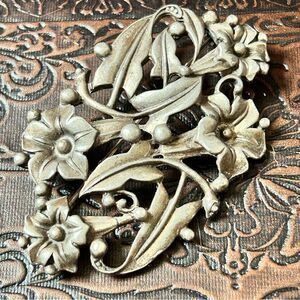 Vintage Silver Metal Iris Floral Brooch